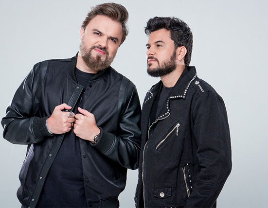 Tom & Léo, dupla do Mato Grosso do Sul, emplacam sucessos com milhões play e downloads Música