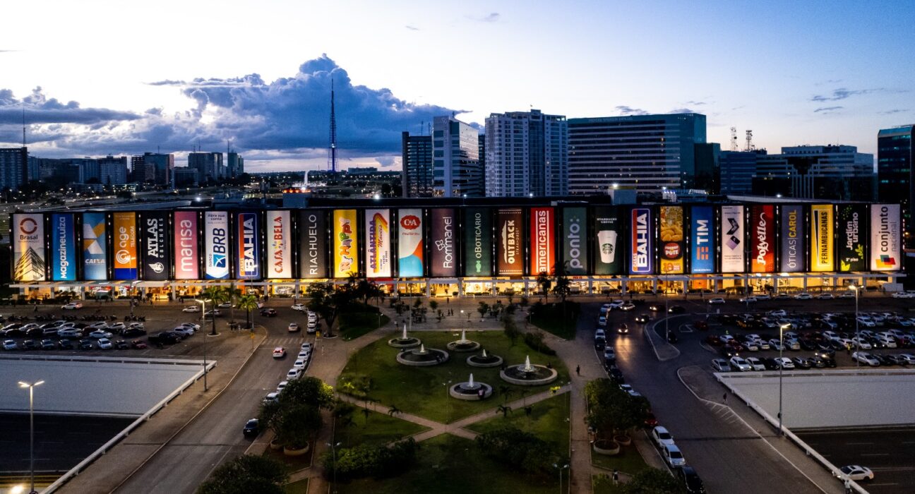 Conjunto Nacional oferece segurança e praticidade de estacionamento para a festa de aniversário de Brasília Geral