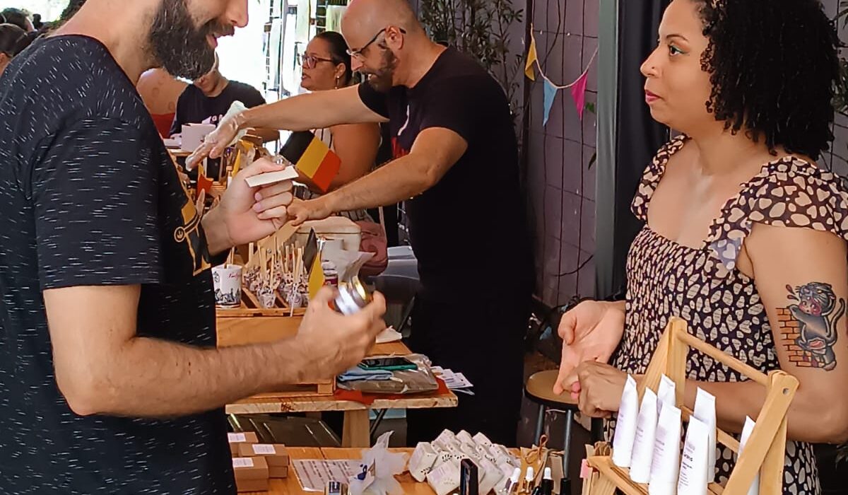 A Feira ARTeira chega ao LOMA Cozinha estudos