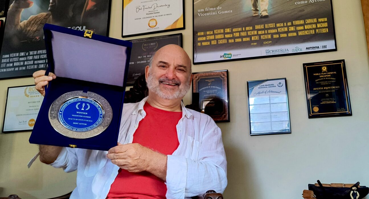 Doutor Hipóteses é premiado com o Troféu de melhor ator da Academia Sueca de Cinema cinema