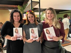 Ana Tereza Basílio lançou livro na Baurnfest da Advocacia Rio de janeiro