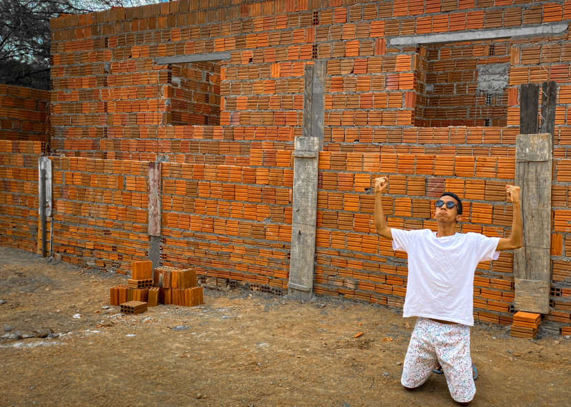 Com apenas R$ 3 mil no começo da construção, Jhonatas Silva tinha como principal motivação tirar o pai do aluguel Geral