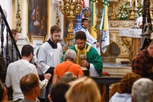 Peças sacras devolvidas, na missa em ação de graças Rio de janeiro