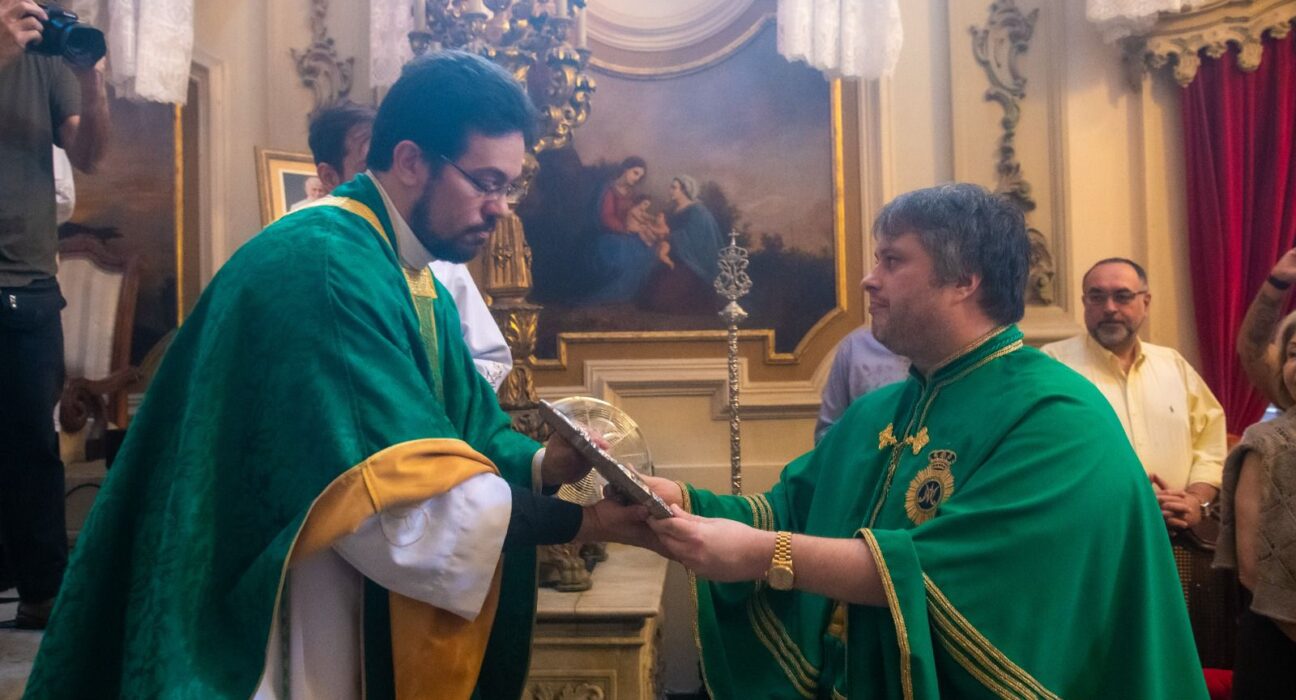 Peças sacras devolvidas, na missa em ação de graças Rio de janeiro