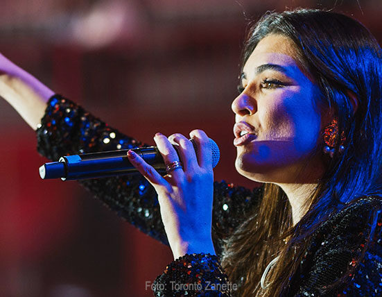 Uma mensagem de ânimo “Calma Filho”, nova canção da cantora e compositora Gabi Malaquias Música