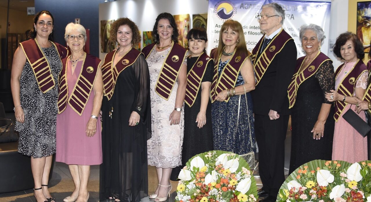Premiação promovida pela AIC e abertura da VI Mostra de Artes da Academia Internacional de Cultura Colunismo Social