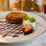 Talita Silveira e Gabriel Gravina, no Jantar de Natal da Julieta de Serpa Rio de janeiro