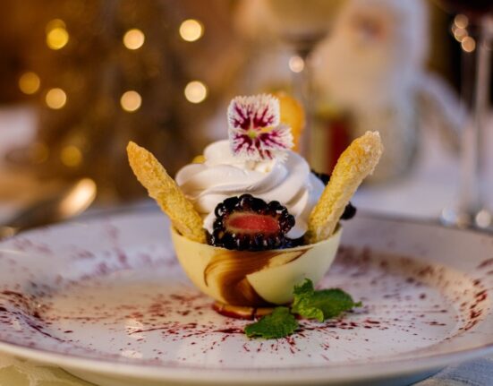 Jantar de Natal, na terça-feira e na quarta Música