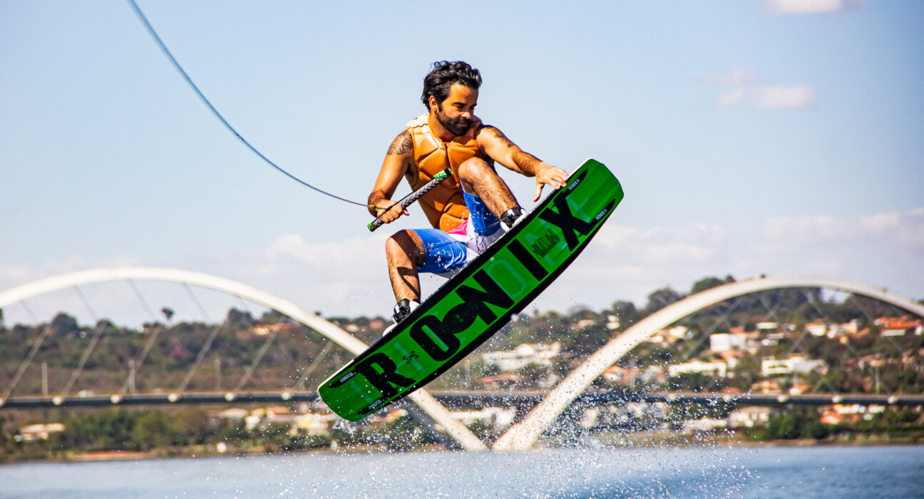 Filósofo Brasileiro com Alto QI Revela Como o Esporte Moldou Seu Sucesso Intelectual e Cognitivo Colunismo Social