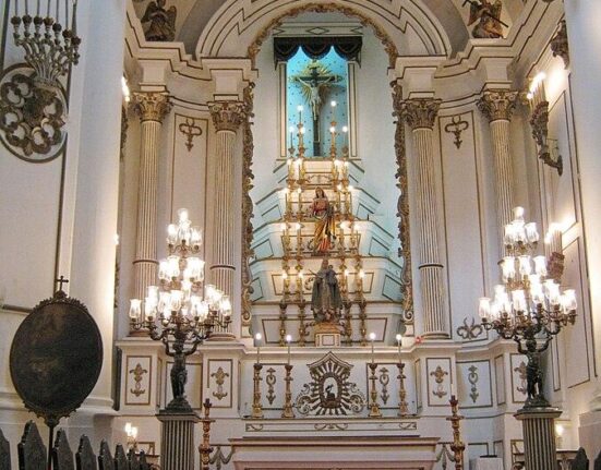 Dom Orani, na Igreja de Nossa Senhora de Bonsucesso Moda