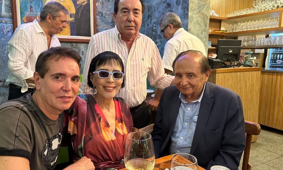 Confraternização, na Pizzaria Guanabara Rio de janeiro