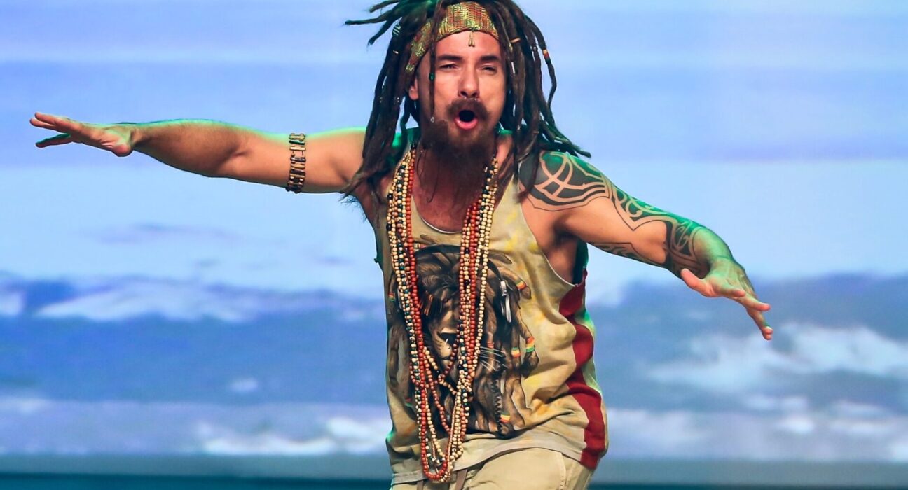 Marco Luque com o novo show “É disso que eu to falando”, com abertura de Tatá Mendonça em “Cega na Comédia” Teatro