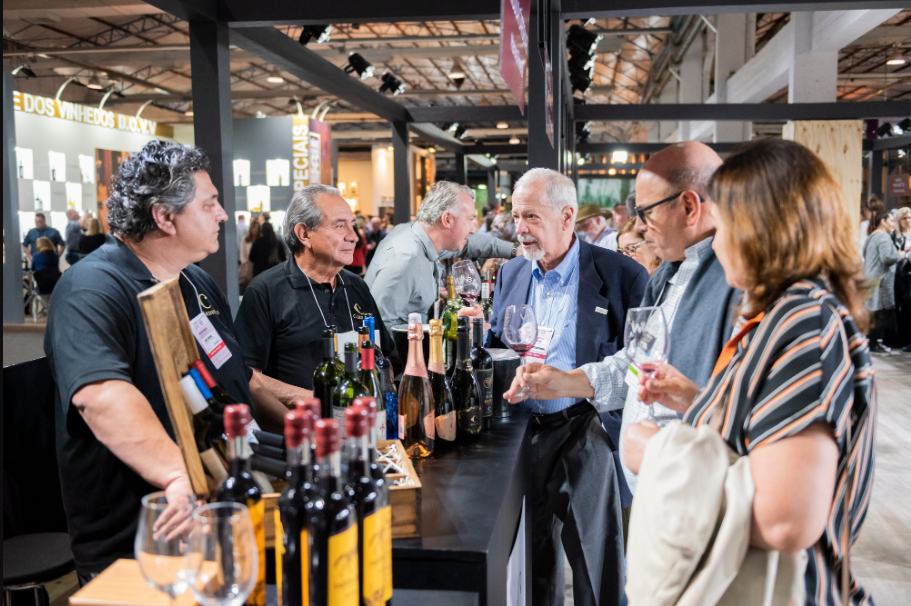 Compradores e profissionais do mundo do vinho se preparam para a Wine South America que acontece em maio, na Serra Gaúcha Eventos