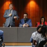 Lupi anuncia antecipação do 13° Salário Rio de janeiro