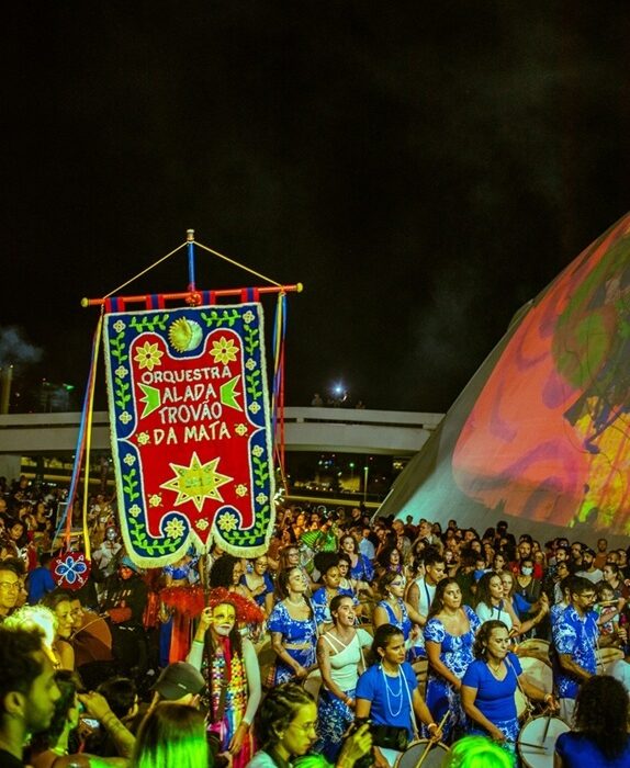 Conterrâneos Novos de Guerra: 2ª edição do projeto celebra os trabalhadores candangos com shows no Museu Nacional da República  Eventos