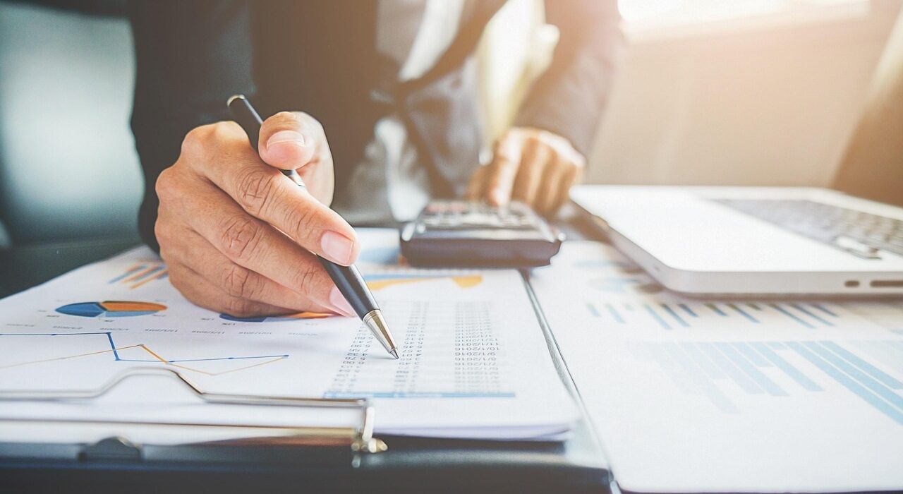 Último mês para declarar o Imposto de Renda: atraso pode gerar multa e travar o CPF Economia