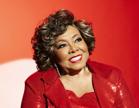 Alcione lança novo álbum " Tijolo por Tijolo" Rio de janeiro