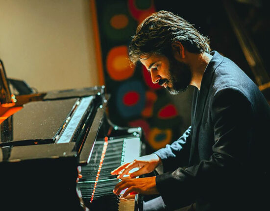 V Mostra Janelas da Arte reúne teatro, circo, dança, música e artes visuais em programação gratuita Rio de janeiro