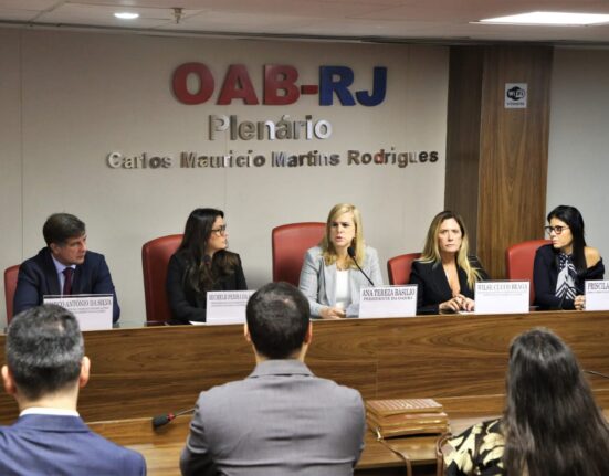 Posse da comissão de Relações Institucionais Acadêmicas da OAB-RJ Rio de janeiro