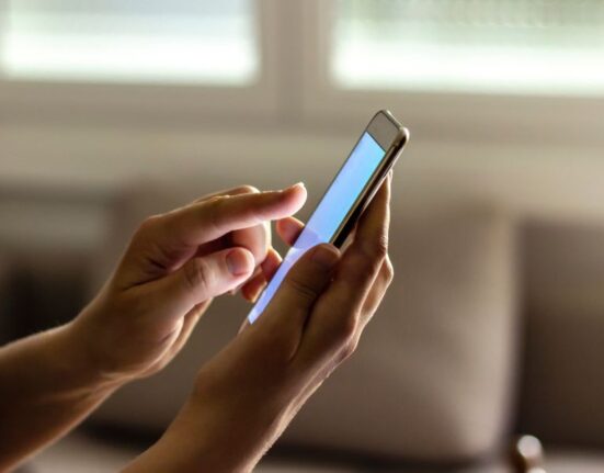 Aumenta procura por seguro de celulares e outros aparelhos  negócios