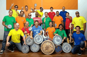 Monobloco e Buchecha comandam festa nostálgica em Goiânia Diversão