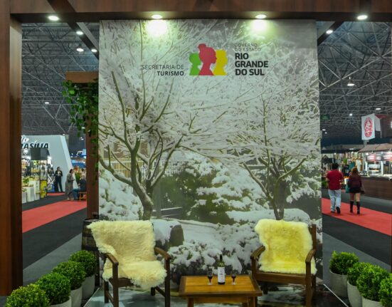 Turismo em foco na 32ª Expotchê Educação