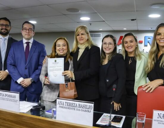 Comissão de Estudos e Pesquisas dos Direitos das Pessoas com Câncer Rio de janeiro