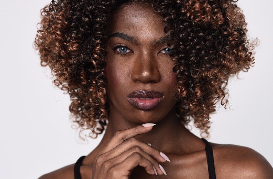 Loukas por Lace inaugura a primeira loja física de laces, wigs e acessórios de Brasília no Alameda Shopping Beleza