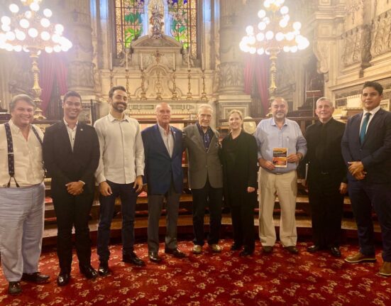 Projeto Candelária Celebridades