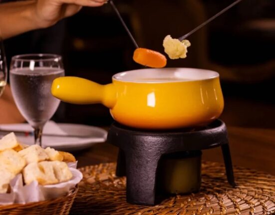 Fondue de Queijo, no Festival da Julieta de Serpa. Rio de janeiro