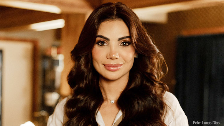 Thuanny Carvalho interpreta sua primeira canção autoral, “Jesus Me Disse” Religião