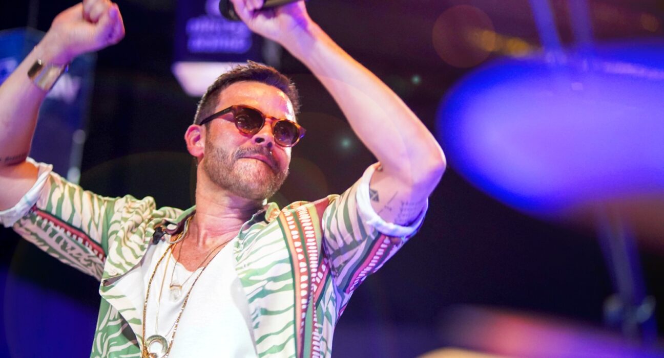 Alexandre Peixe comanda tarde de Axé no domingo especial do Hidden Brasília  Diversão