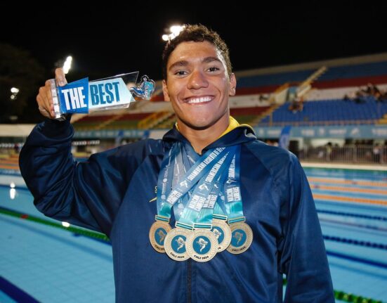 Educação e esporte impulsionam conquistas dentro e fora das arenas Teatro