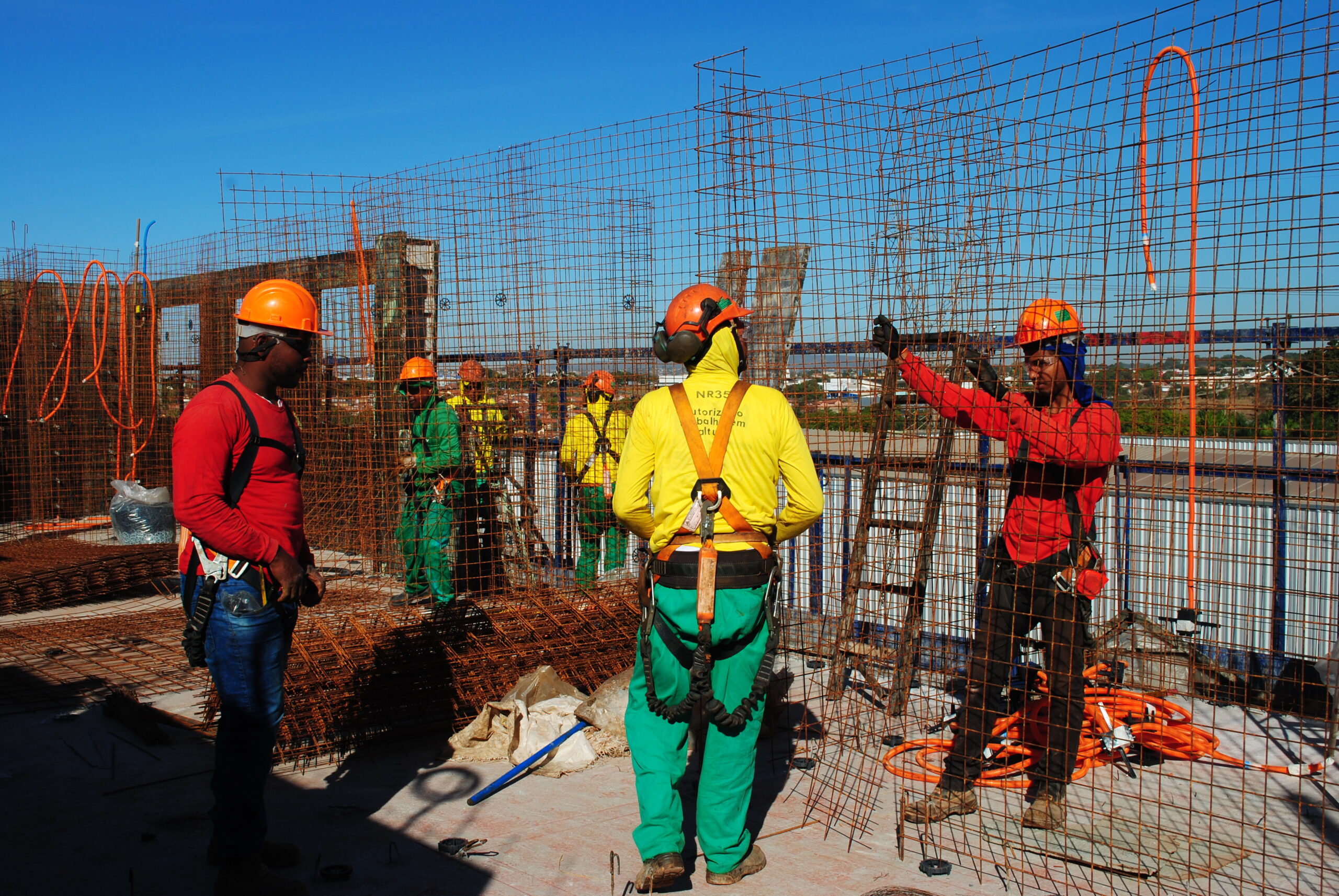 MRV oferece 66 novas vagas de trabalho para obras em Goiânia e Aparecida mercado de trabalho