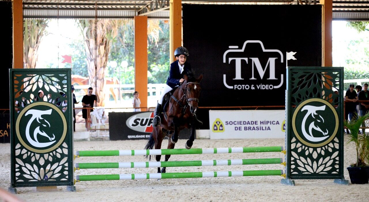 Campeonato Brasileiro de Saltos de Escolas movimenta o final de semana na Hípica de Brasília Esporte