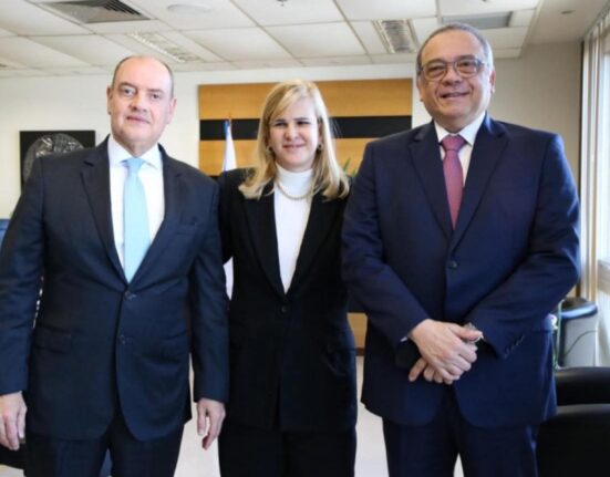 Reunião da presidente da OAB-RJ com presidentes do TRF-2 e do TJRJ Notícias