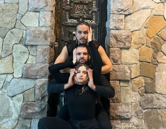 Espetáculo de dança Corpo Avesso estreia na Unipaz com experiência imersiva sobre os labirintos da mente e do corpo Saúde