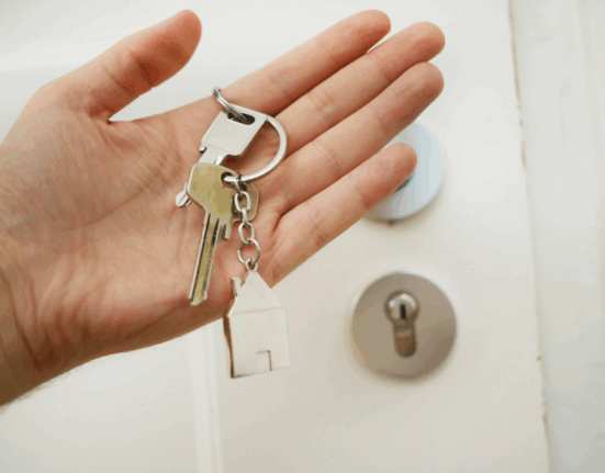 Redução na taxa de juros para crédito imobiliário promete aquecer mercado de imóveis no DF Rio de janeiro