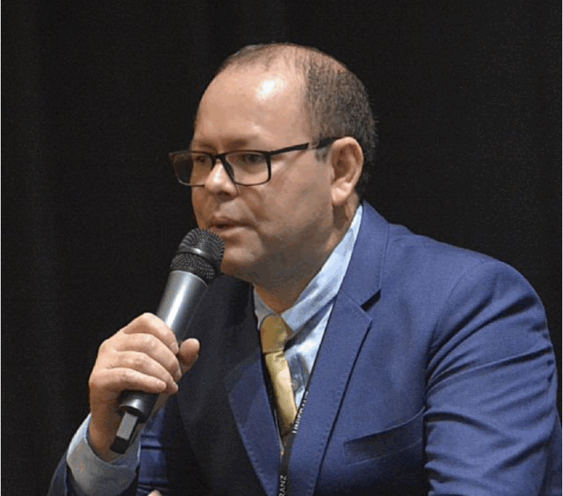 Neurocientista brasileiro oficializa as Neurociências como disciplina reconhecida na Bolívia e estrutura novo eixo cognitivo no país Educação