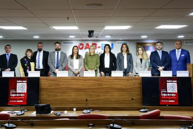 OAB-RJ lança Cartilha de Combate ao golpe do falso advogado. Rio de janeiro