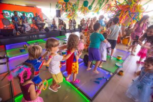 Música para brincar e aprender com Matraka Aberta no Boulevard Kids Diversão