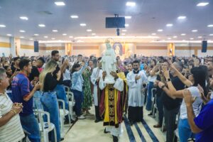 Após Totus Tuus, imagem de Nossa Senhora das Graças é acolhida para sempre em paróquia de Goiânia Eventos