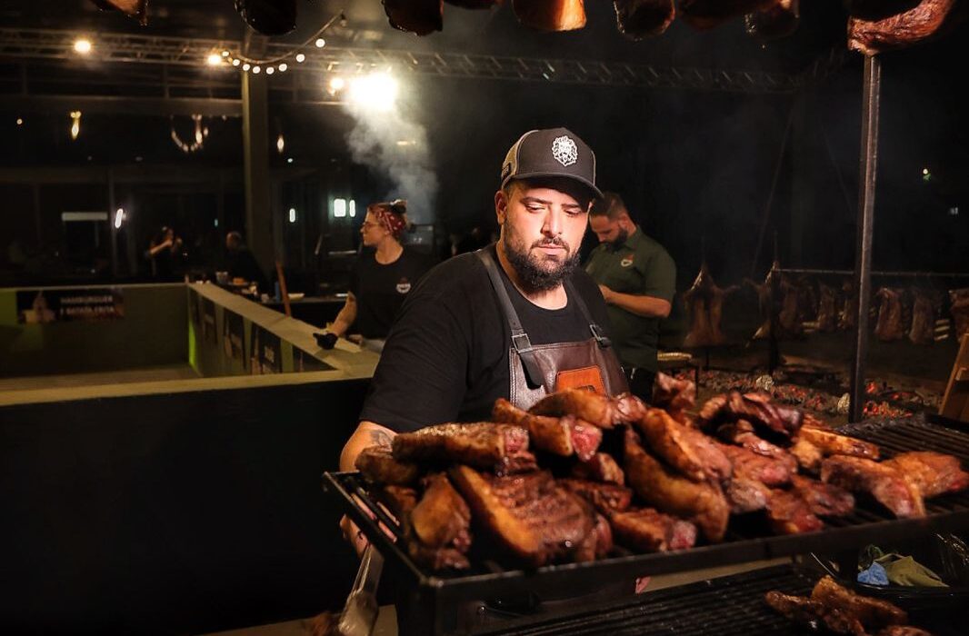 Oscarito celebra Dia dos Pais com churrascada e música ao vivo  Dias dos pais