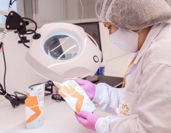 Nova lei que proíbe testes em animais reforça compromisso firmado há vinte anos pela Natura, pioneira no setor de cosméticos Música