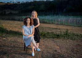 Liberty Mall recebe coleção inédita da sapateira Virgínia Barros com peças que unem moda, arte e tecnologia Moda