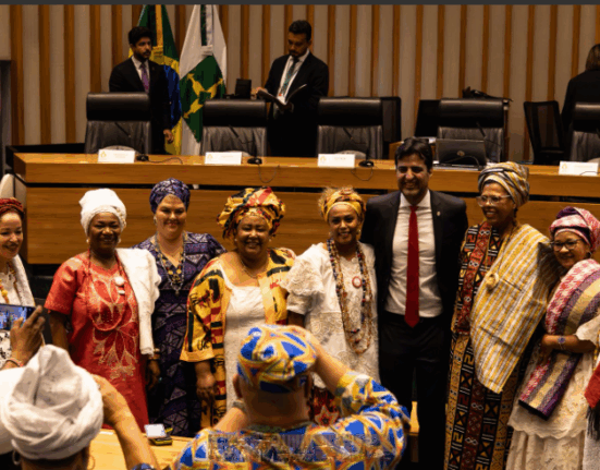 Brasil e Nigéria reforçam laços culturais em Brasília com sessão solene na CLDF e encontro entre lideranças Notícias