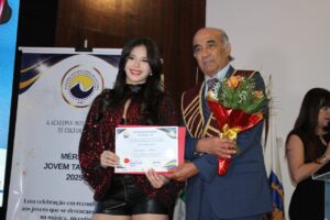 Academia Internacional de Cultura entrega Mérito Palmerinda Donato e homenageia Jovens Talentos Colunismo Social