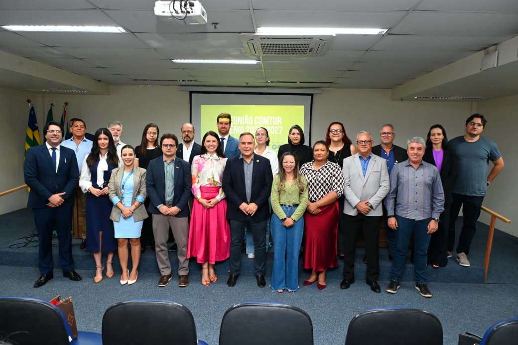 Solenidade do Conselho Municipal de Turismo empossa novos membros e discute temas sobre o turismo goiano Fala Prefeito