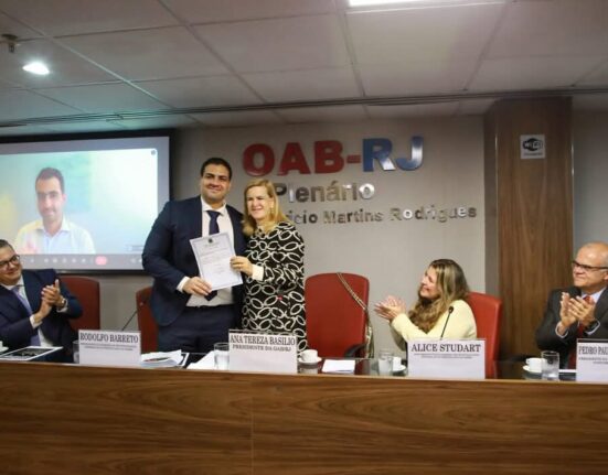 Posse da comissão de Tecnologias da Informação Dicas