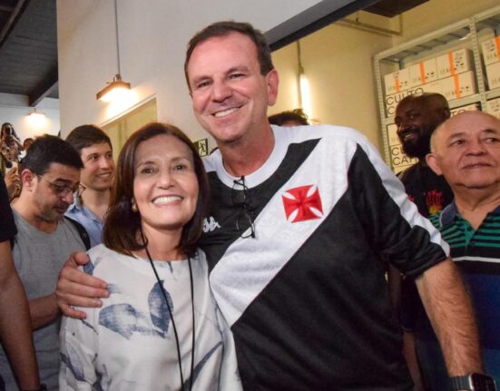 Reabertura do Mercadinho São José, em Laranjeiras Rio de janeiro